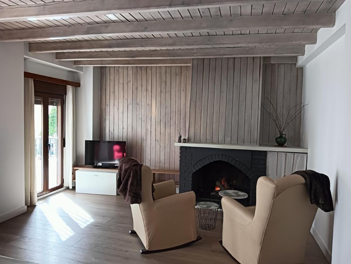 Appartamento La Casa De La Plaza Guejar Sierra Esterno foto