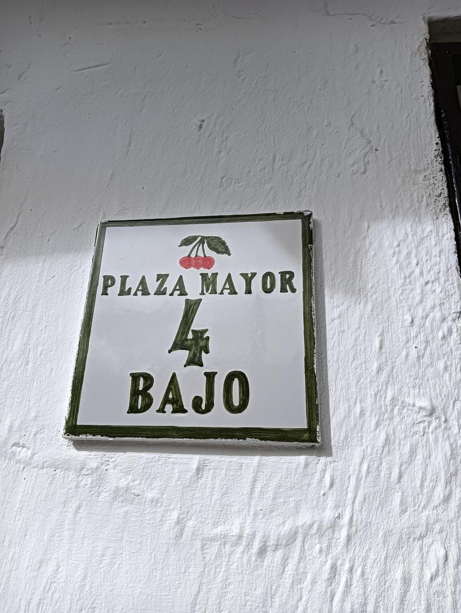 Appartamento La Casa De La Plaza Guejar Sierra Esterno foto