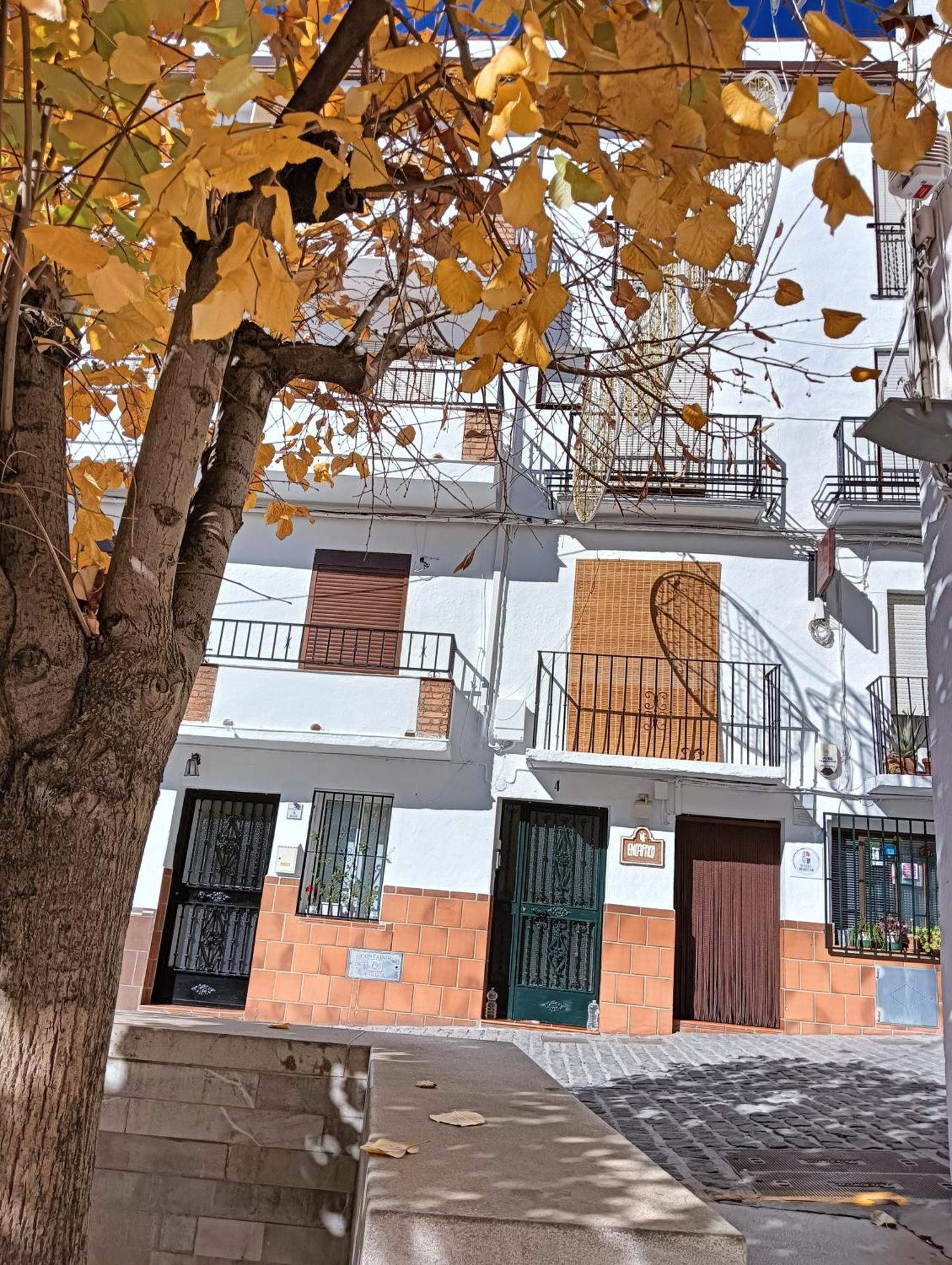 Appartamento La Casa De La Plaza Guejar Sierra Esterno foto