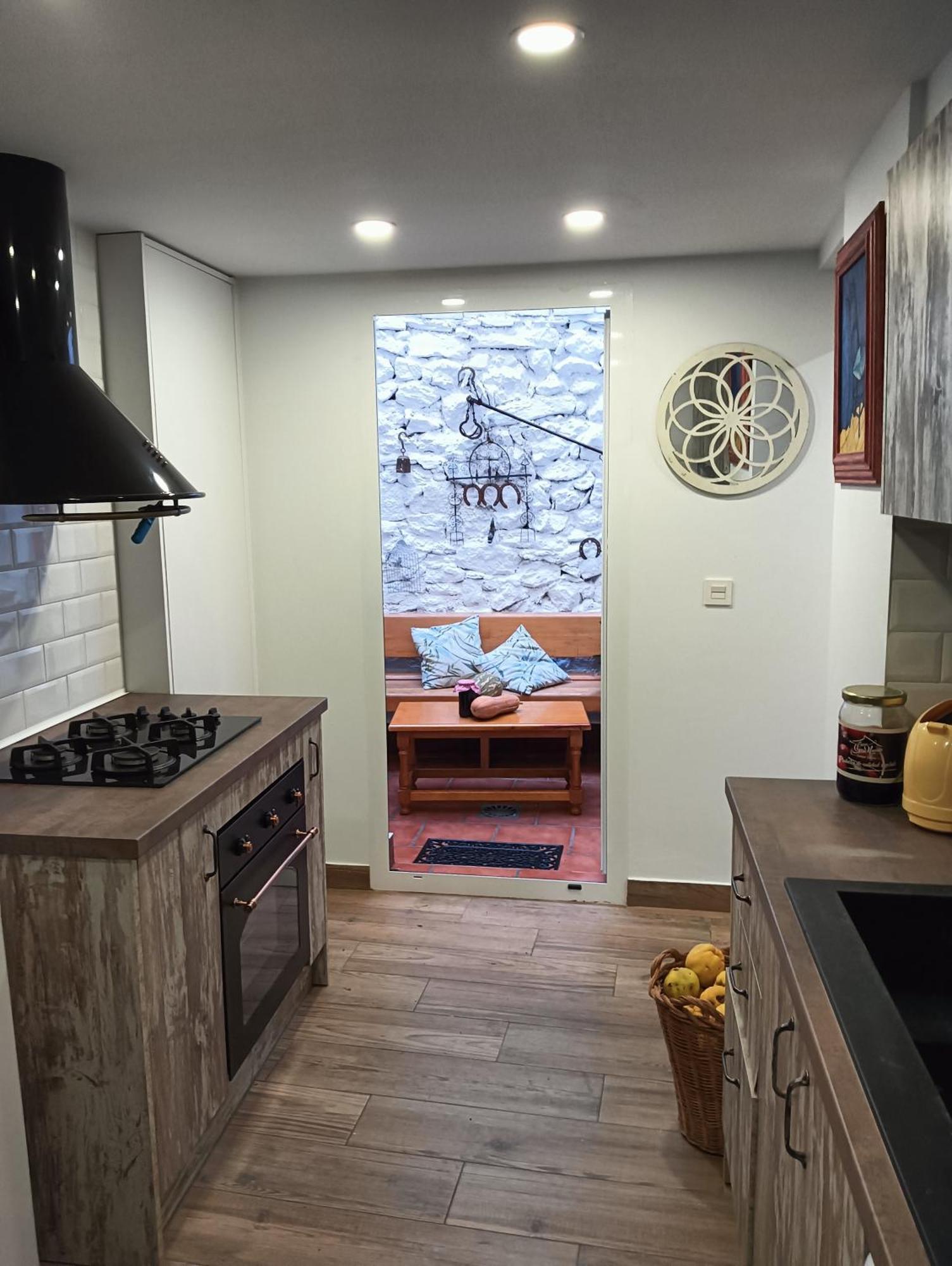 Appartamento La Casa De La Plaza Guejar Sierra Esterno foto